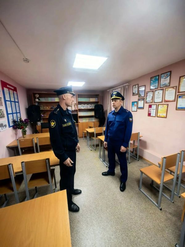 Заместитель прокурора Алтайского края Дмитрий Патлаев оценил состояние законности в УФИЦ №1 ФКУ КП-2 УФСИН России по региону