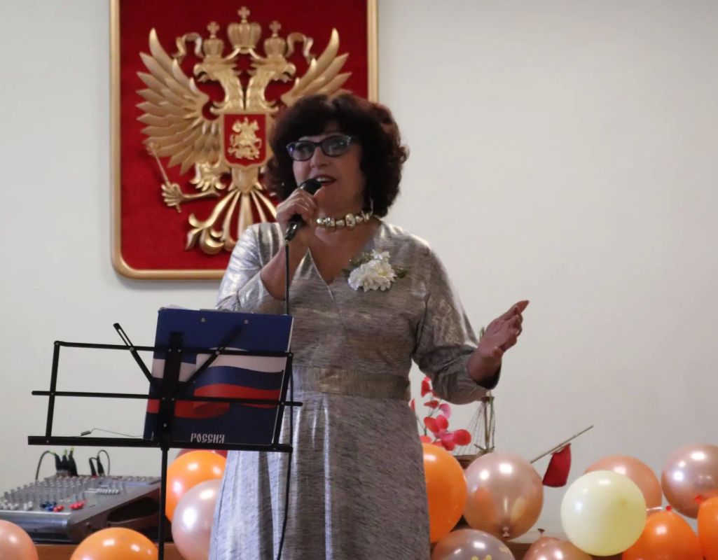 Ветераны педагогического труда Барнаула празднуют День учителя Ветераны педагогического труда Барнаула празднуют День учителя