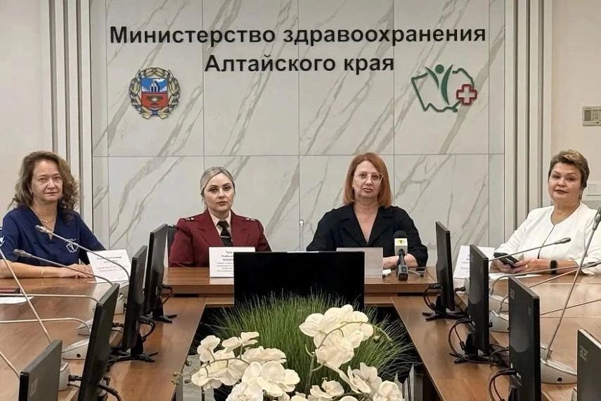 Система здравоохранения Алтайского края готова к сезонному подъёму заболеваемости ОРВИ и гриппом