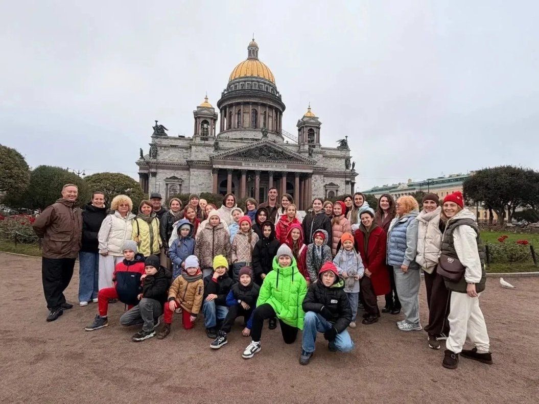 Юные танцоры из Барнаула взяли Гран-при международного фестиваля в Санкт-Петербурге Юные танцоры из Барнаула взяли Гран-при международного фестиваля в Санкт-Петербурге