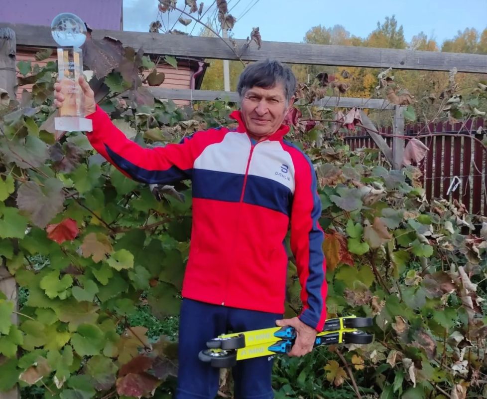 78-летний спортсмен из Алтайского края стал победителем летнего Кубка России по биатлону среди любителей