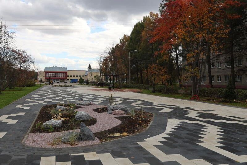 барнаульском поселке Южный подходит к концу благоустройство аллеи имени А. И. Чепурко. За несколько месяцев территория между улицами Чайковского и Куйбышева заметно преобразилась барнаульском поселке Южный подходит к концу благоустройство аллеи имени А. И. Чепурко. За несколько месяцев территория между улицами Чайковского и Куйбышева заметно преобразилась