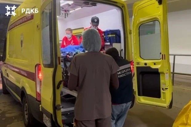 Подросток, пострадавший от нападения медведя в Алтайском крае, доставлен в московскую клинику Подросток, пострадавший от нападения медведя в Алтайском крае, доставлен в московскую клинику