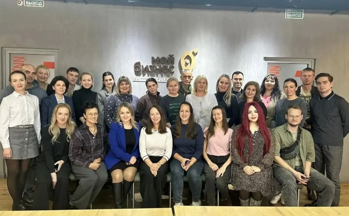 Еще 40 алтайских предпринимателей прошли обучение в «Школе поставщика» Еще 40 алтайских предпринимателей прошли обучение в «Школе поставщика»