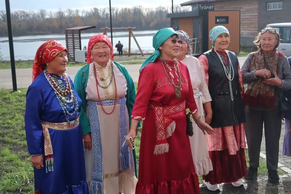 Кумандинцы отметили национальный праздник плодородия Коча-Кан Кумандинцы отметили национальный праздник плодородия Коча-Кан
