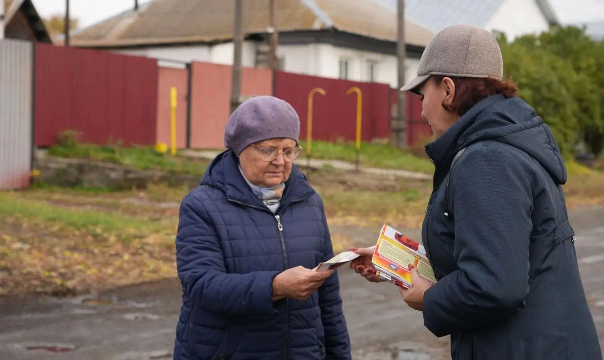 Топим печь правильно: бийчанам напомнили о пожарной безопасности Топим печь правильно: бийчанам напомнили о пожарной безопасности