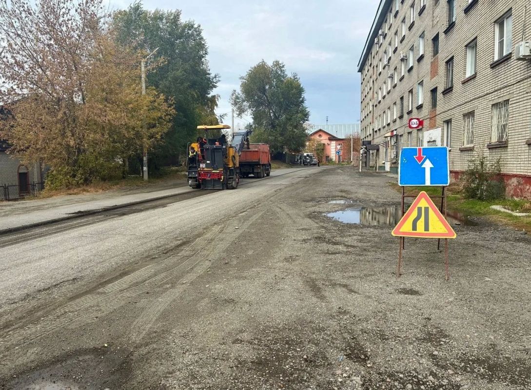 Внимание . В связи с проведением работ по ремонту дорожного покрытия на улице Гастелло сегодня, 15 октября, с 09:00 до 19:00 будет закрыто сквозное движение автомобильного транспорта на участке дороги от улицы Мерлина до...