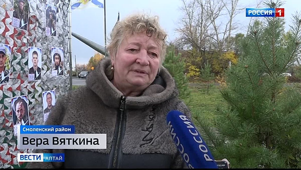 Памятник бойцам, погибшим в зоне спецоперации, открыли в посёлке Линёвский