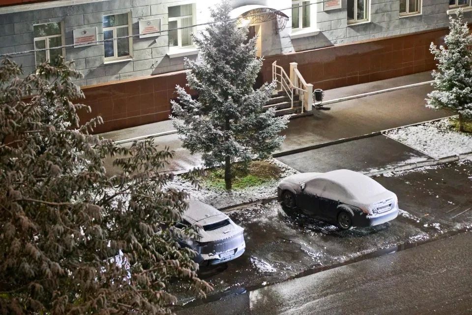 Давайте посмотрим, каким был Барнаул в первую снежную ночь Давайте посмотрим, каким был Барнаул в первую снежную ночь