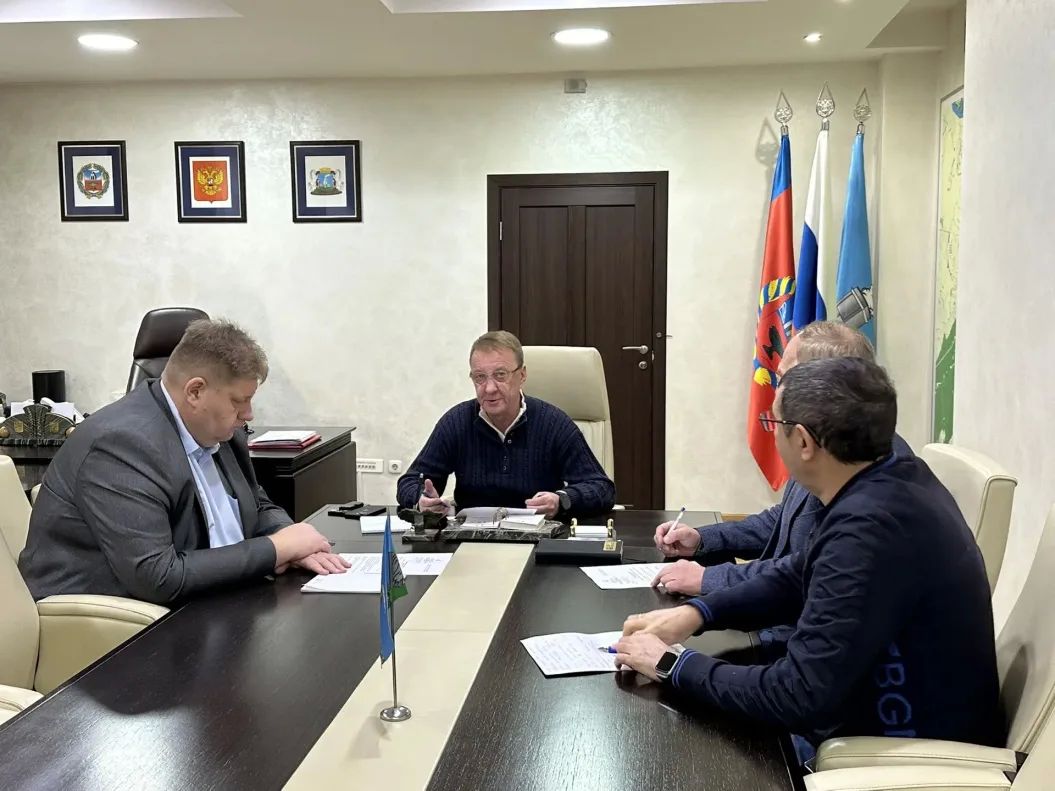 Устранение коммунальной аварии на улице Попова находится на контроле главы города