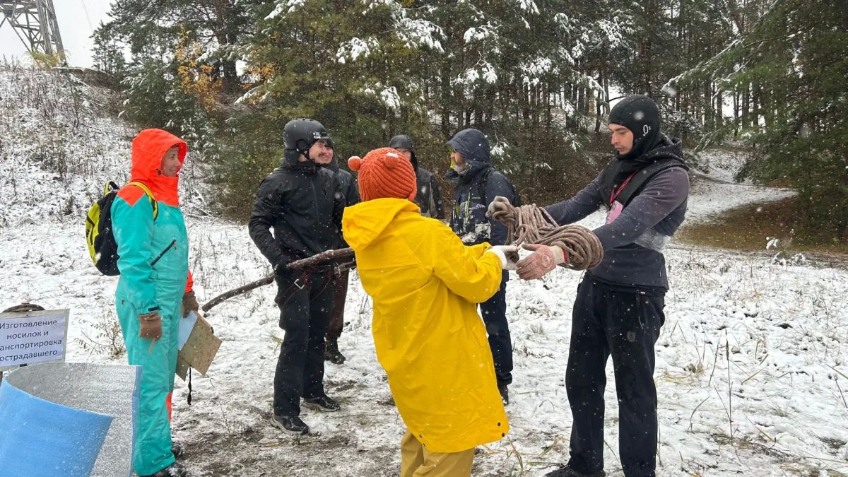Девять команд, 24 судьи и настоящий овраг: в Бийске прошли «Гонки Четырех -2026» Девять команд, 24 судьи и настоящий овраг: в Бийске прошли «Гонки Четырех -2026»