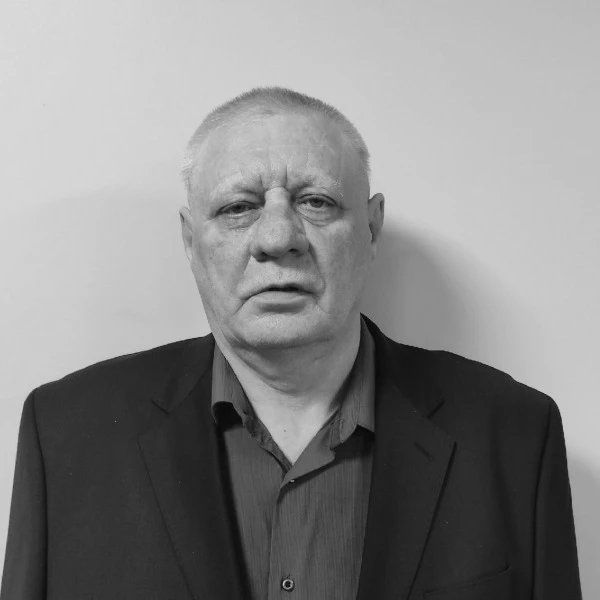 Ушел из жизни тренер сборной АлтГПУ по баскетболу Михаил Фролов