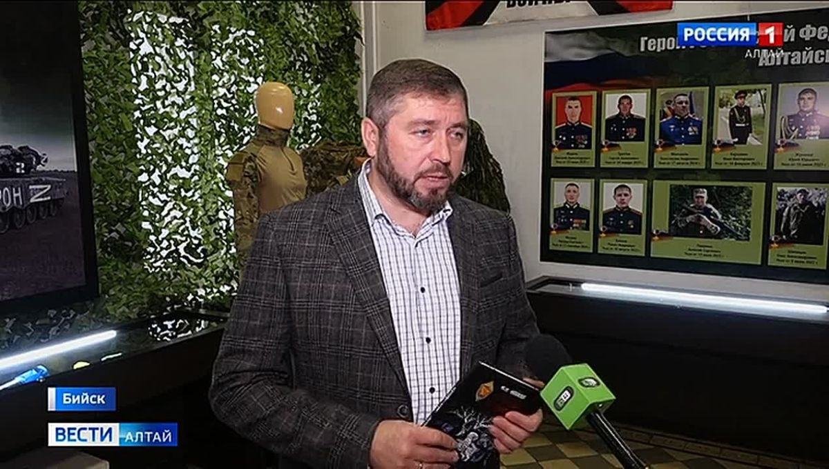 Алтайские чекисты проводят презентацию книг писателей-фронтовиков