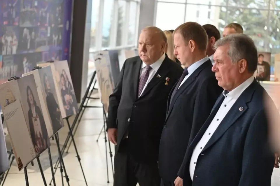В Барнауле завершились состязания по армейскому рукопашному бою на призы Героя России Владимира Шаманова В Барнауле завершились состязания по армейскому рукопашному бою на призы Героя России Владимира Шаманова