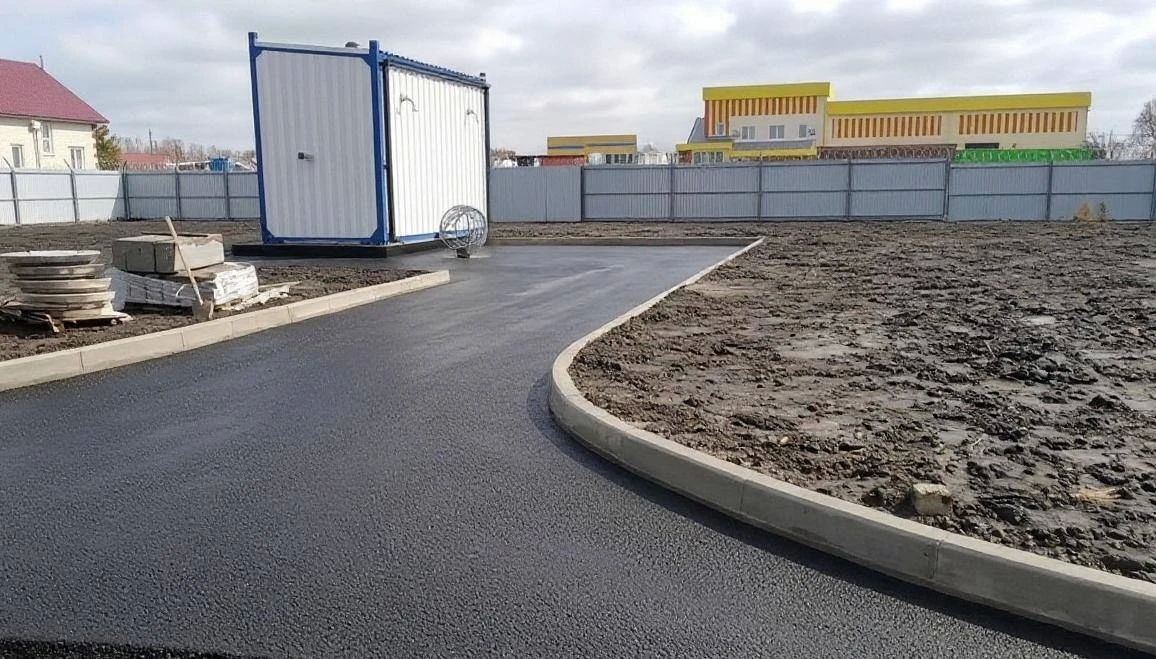 В микрорайоне Сибирская Долина продолжается строительство артезианского водозабора В микрорайоне Сибирская Долина продолжается строительство артезианского водозабора