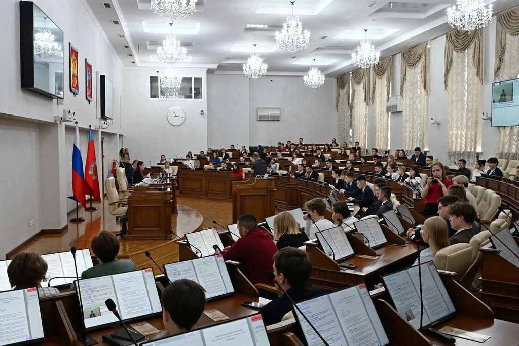 Дан старт работе по формированию Молодежного Парламента Алтайского края