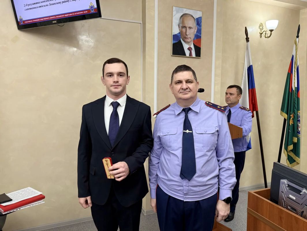 В следственном управлении СК России по Алтайскому краю состоялось заседание коллегии по вопросам защиты прав несовершеннолетних В следственном управлении СК России по Алтайскому краю состоялось заседание коллегии по вопросам защиты прав несовершеннолетних