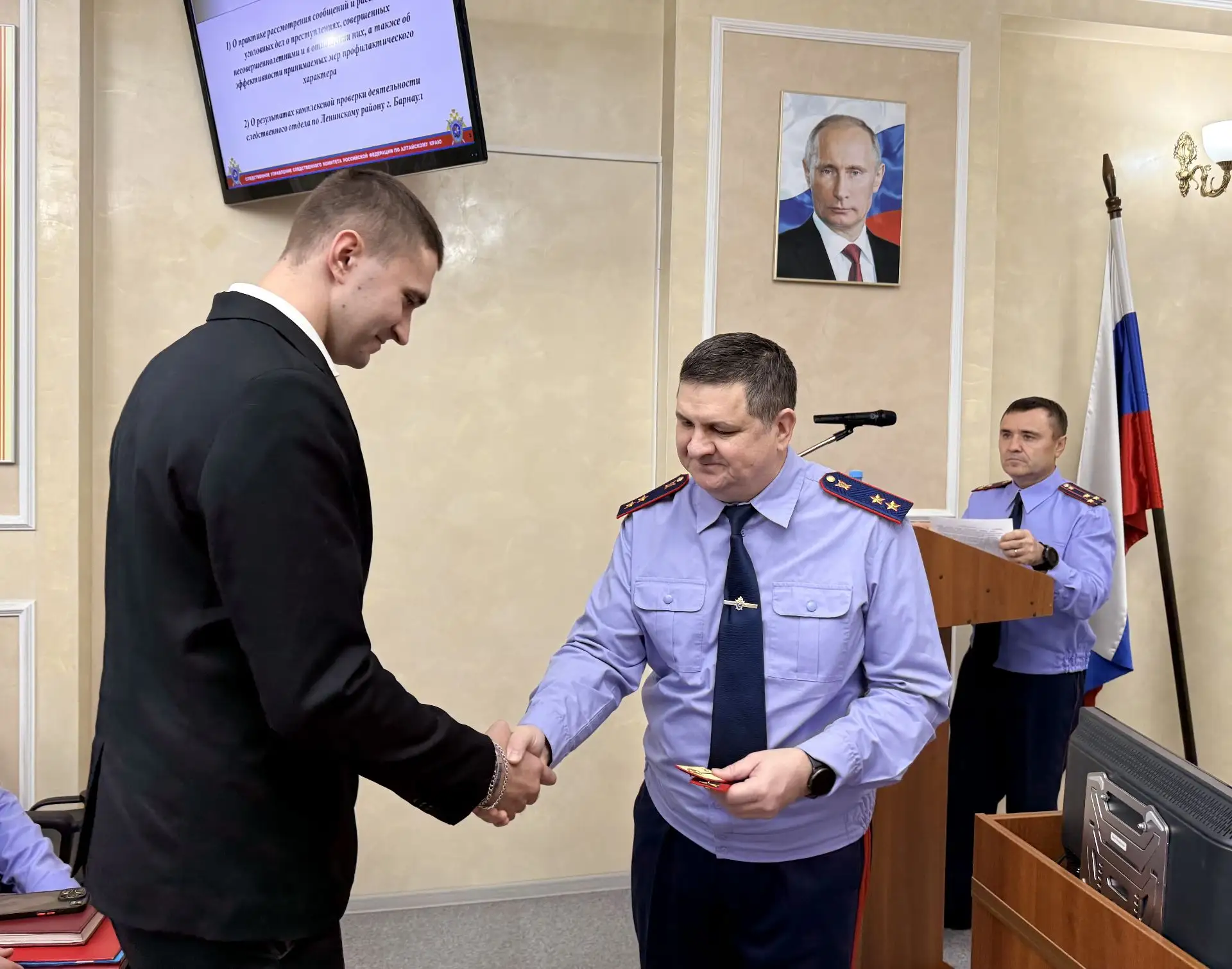 В следственном управлении СК России по Алтайскому краю состоялось заседание коллегии по вопросам защиты прав несовершеннолетних